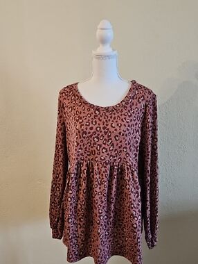 Sz 2x Pink Leopard Print Flowy Feminine Animal Print Top Blouse Loose